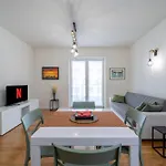 Appartement Elegant And Modern In *