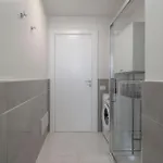 Elegant And Modern In Appartement *
