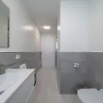 Elegant And Modern In Appartement Milan